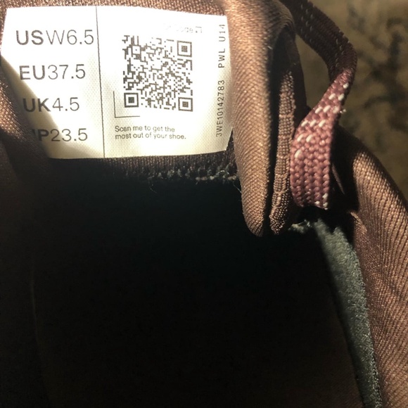 On Cloudrunner 2 Waterproof Zinc/Seedling - Picture 10 of 11